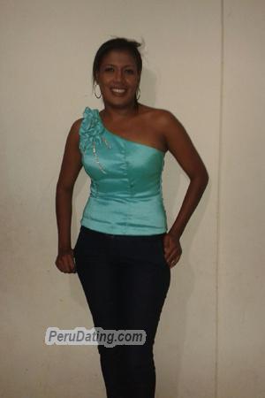 160200 - Nohemi Age: 45 - Colombia