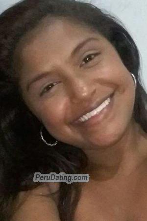 173358 - Yerlis Age: 34 - Colombia