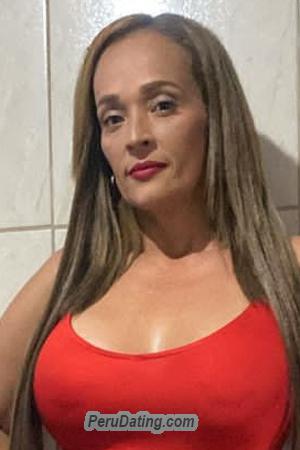 185725 - Yesenia Age: 46 - Costa Rica