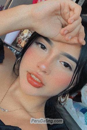 201112 - Maria Age: 24 - Colombia
