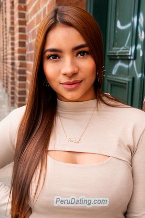 205924 - Melissa Age: 30 - Colombia