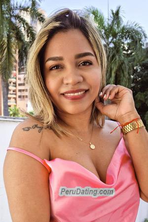 212049 - Madelein Age: 32 - Colombia