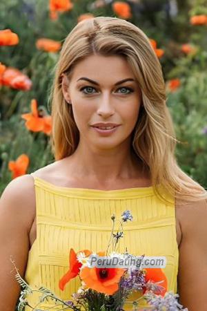218168 - Yuliia Age: 39 - Ukraine