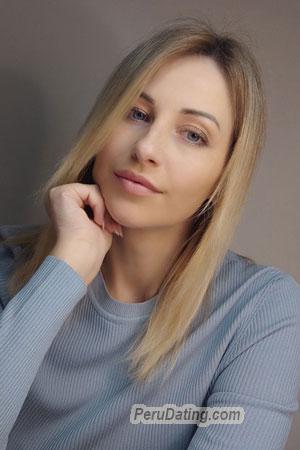 221007 - Yana Age: 35 - Ukraine
