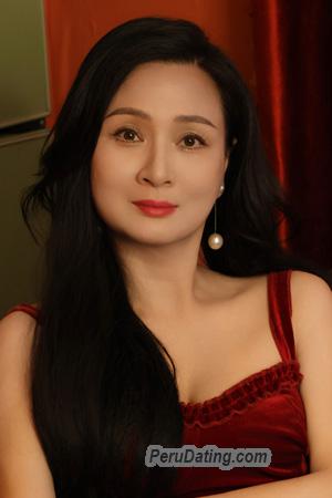 221577 - Jacelyn Age: 53 - China