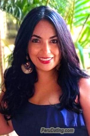 223715 - Iyaneth Age: 37 - Colombia