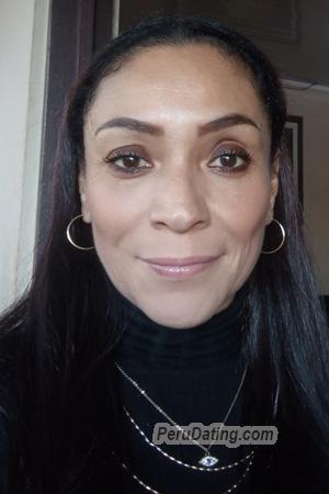 227893 - Oyuky Age: 58 - Costa Rica